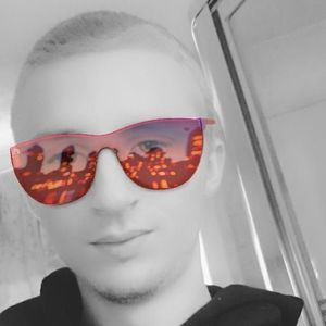 Meet your Posher, Kyle